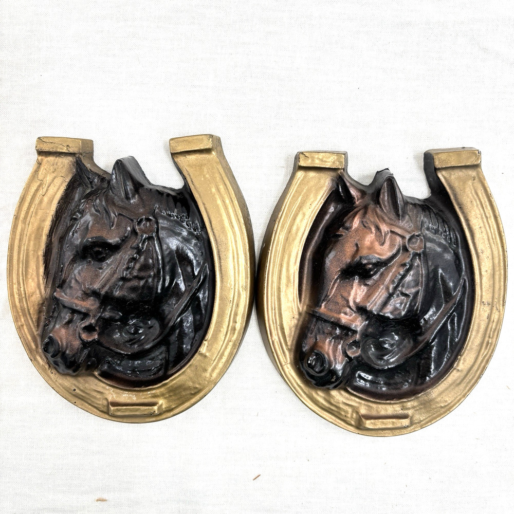 Vintage Horse Head Wall Plaque Horse Shoe Pair Decor Chalkware Equestrian